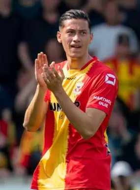 Bek Timnas Indonesia Menjadi Target Milan dan Inter Kini Bernilai Rp197 Miliar