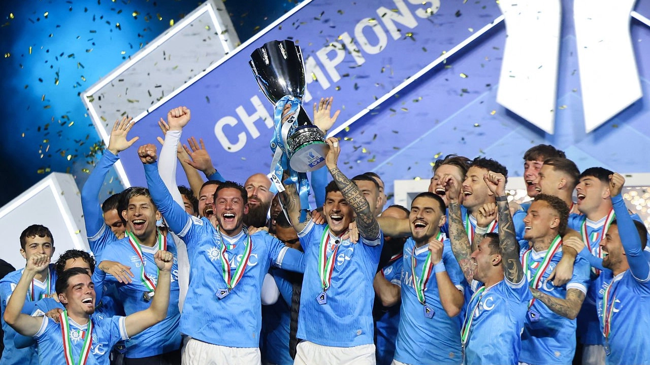 Napoli juara liga super italia