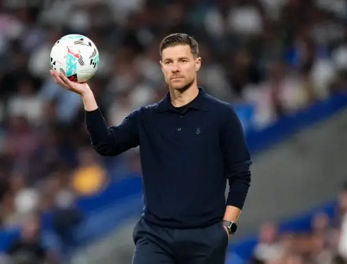 Konflik Internal? Xabi Alonso Minta Modric Bertahan, Madrid Bilang Tidak