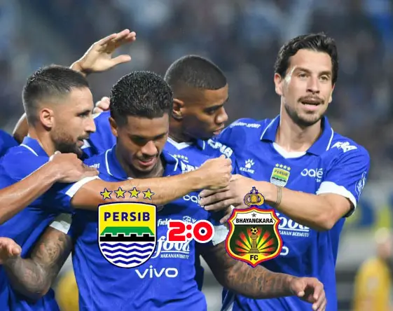 Persib Bandung jinakkan Bhayangkara Solo FC dengan skor 2-0